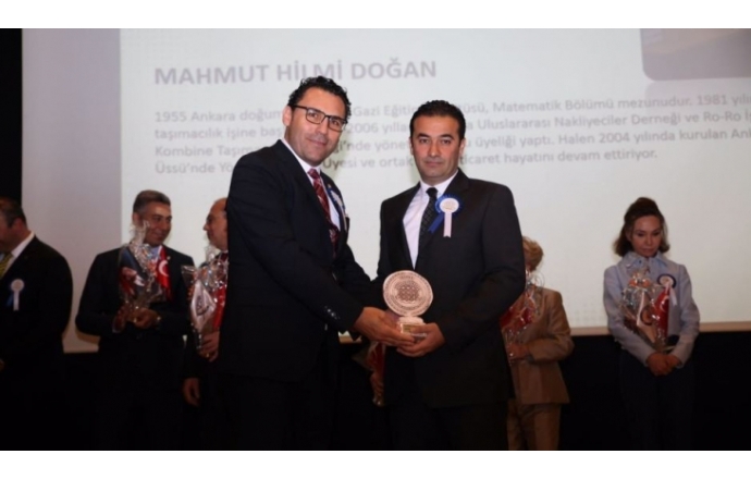 Astop 2017 Vefa ödülünü Mahmut Doğan,a taktim ettik.