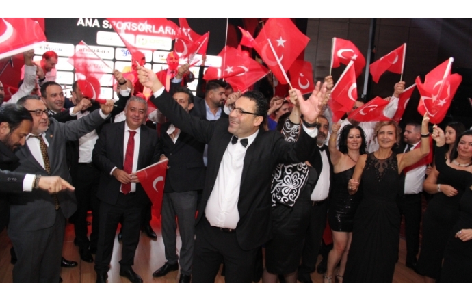 YATSİAD Cumhuriyet Balosu Coşkuyla Kutlandı!